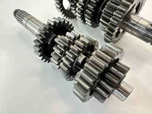 USED OEM 96-04 OEM HONDA XR250R XR 250 MOTOR TRANS TRANSMISSION SHAFTS & GEARS