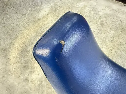 OEM 85 1985 HONDA XR250R XR200R XR 200 250 COMPLETE BLUE SEAT & COVER ASSY