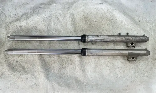 USED OEM 1986 86 KAWASAKI KX250 KX 250 LEFT & RIGHT FRONT FORKS SUSPENSION SET