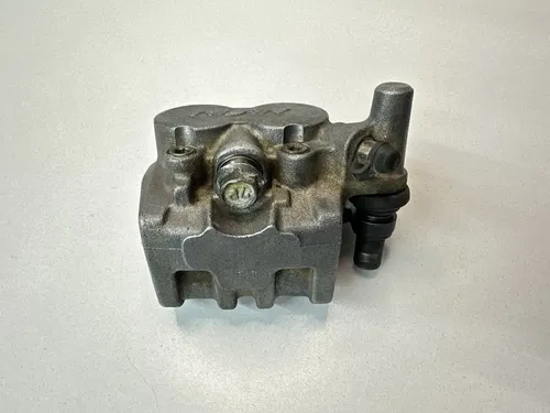 #2 OEM 92-95 SUZUKI RM 125 RM125 FRONT BRAKE CALIPER & MOUNT 59300-27C11-999