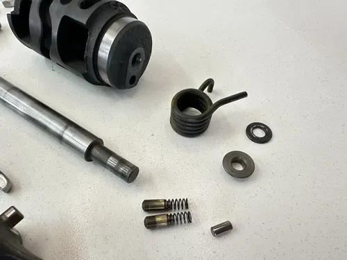 #2 OEM 09 10 11 KAWASAKI KX450F GEAR SHIFT DRUM CAM & FORKS W RATCHET PAW ASSY