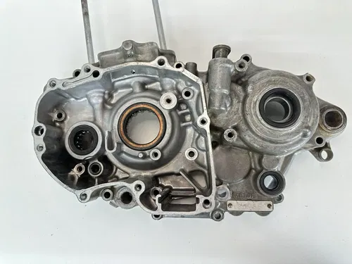 OEM 2008 08 HONDA CRF250R CRF 250R LEFT SIDE ENGINE MOTOR CASE CRANKCASE