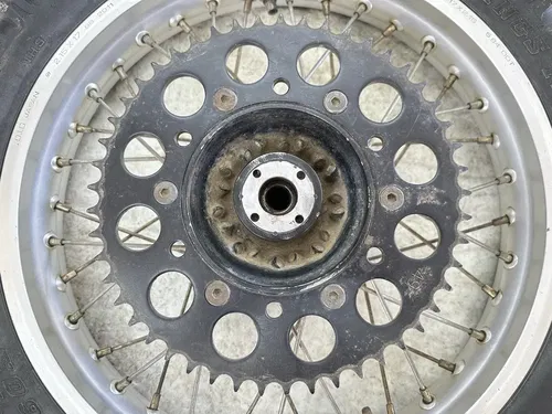 USED OEM 1985 85 HONDA XR250R XR 250 BACK REAR WHEEL RIM & HUB ASSY 2.15 X 17