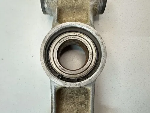 #2 OEM 03-08 YAMAHA 660 GRIZZLY LEFT RIGHT REAR STEERING KNUCKLE (BAD BEARINGS)