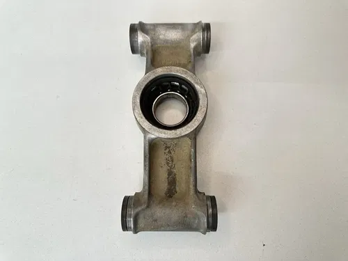 #2 OEM 03-08 YAMAHA 660 GRIZZLY LEFT RIGHT REAR STEERING KNUCKLE (BAD BEARINGS)
