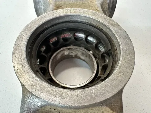 #2 OEM 03-08 YAMAHA 660 GRIZZLY LEFT RIGHT REAR STEERING KNUCKLE (BAD BEARINGS)