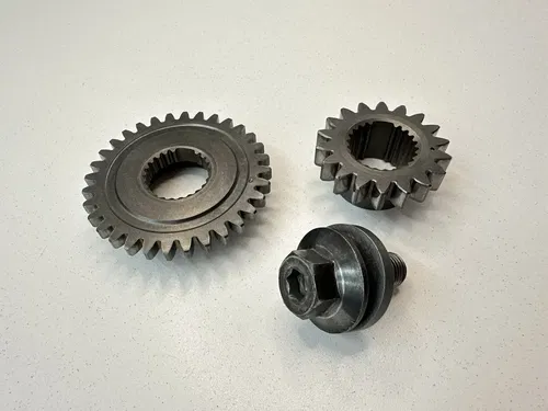 #2  07 08 09 HONDA CRF250R CRANKSHAFT PRIMARY CLUTCH DRIVE BALANCE GEARS & BOLT