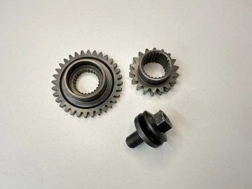#2  07 08 09 HONDA CRF250R CRANKSHAFT PRIMARY CLUTCH DRIVE BALANCE GEARS & BOLT