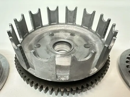 OEM 87-93 SUZUKI LT230E LT 230 QUADRUNNER PRIMARY CLUTCH BASKET W HUB & PRESSURE