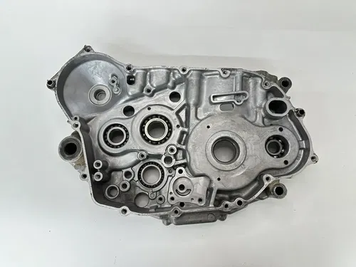 06 07 08 09 SUZUKI LT450R LT-R LTR 450 RIGHT SIDE MOTOR ENGINE CASE CRANKCASE