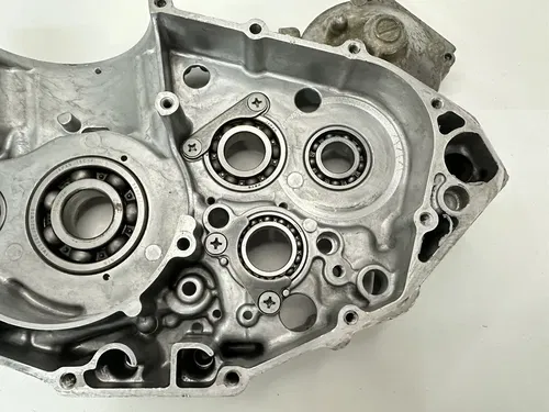 06 07 08 09 SUZUKI LT450R LT-R LTR 450 RIGHT SIDE MOTOR ENGINE CASE CRANKCASE