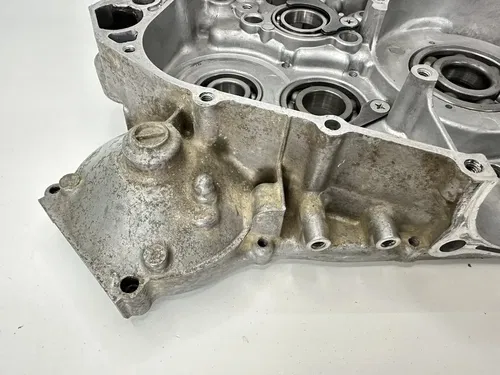 06 07 08 09 SUZUKI LT450R LT-R LTR 450 RIGHT SIDE MOTOR ENGINE CASE CRANKCASE