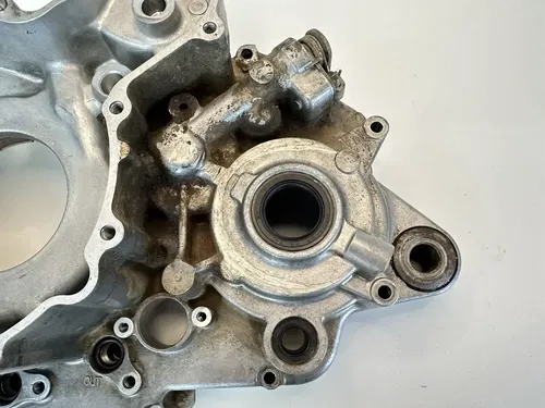 OEM 2003 03 POLARIS 500 PREDATOR LEFT & RIGHT ENGINE CRANKCASE CASES SET PAIR