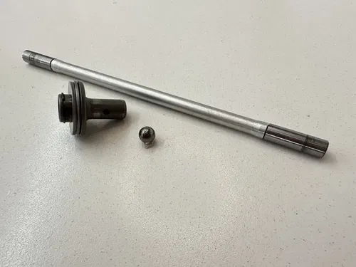 USED OEM 04 2004 05 2005 KAWASAKI KX250F CLUTCH BASKET PUSH ROD & HOLDER ASSY