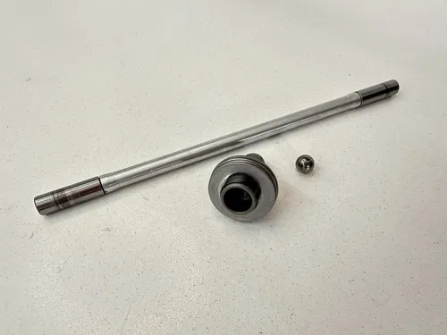 USED OEM 04 2004 05 2005 KAWASAKI KX250F CLUTCH BASKET PUSH ROD & HOLDER ASSY
