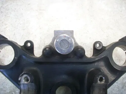 USED 81 82 HONDA CB 750 C CUSTOM TOP BRIDGE BAR CLAMP W IGNITION SWITCH & KEY