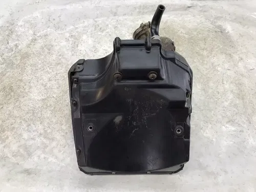USED 01 02 YAMAHA YZ250F WR250F / 00-02 WR YZ426F AIR FILTER CLEANER BOX W BOOT
