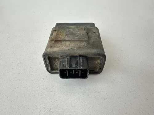 OEM 96 1996 YAMAHA YZ250 YZ 250 ENGINE MOTOR CDI IGNITOR BOX 4SR-85540-00-00