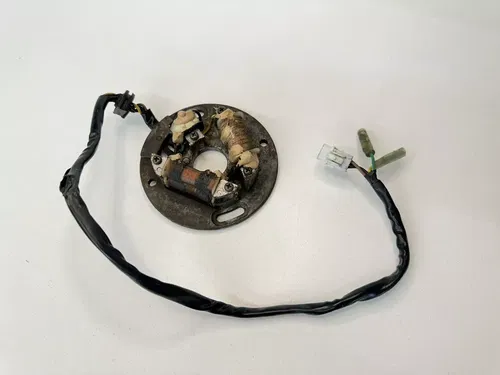 USED OEM 90-95 YAMAHA YZ 250 / 91-97 WR250 STATOR GENERATOR 3SP-85560-11-00