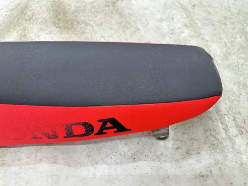 USED OEM 02 03 04 HONDA CRF450R CRF 450 R STOCK COMPLETE SEAT & COVER ASSY