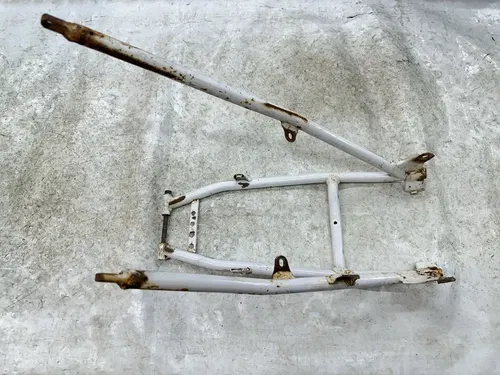 OEM 1996 96 YAMAHA YZ250 YZ 250 SUBFRAME SUB FRAME SEAT RAIL 4SR-21190-00-UJ
