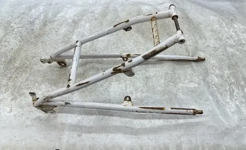 OEM 1996 96 YAMAHA YZ250 YZ 250 SUBFRAME SUB FRAME SEAT RAIL 4SR-21190-00-UJ