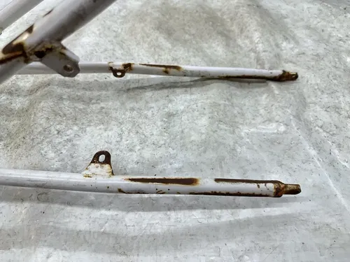 OEM 1996 96 YAMAHA YZ250 YZ 250 SUBFRAME SUB FRAME SEAT RAIL 4SR-21190-00-UJ