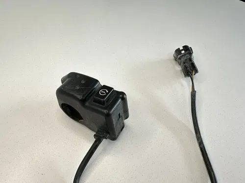 USED OEM 04-17 HONDA CRF250X / 05-07 CRF450X HANDLEBAR START BUTTON SWITCH