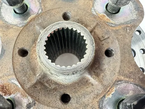 USED OEM 97-00 YAMAHA 350 WOLVERINE 4X4 FRONT WHEEL HUB & ROTOR 4KB-25111-02-00