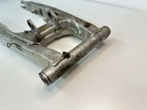 USED OEM 87 1987 HONDA XR200 XR 200 XR200R REAR SWINGARM SWING ARM