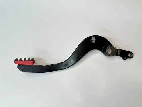 04-17 HONDA CRF250R / CRF250X HAMMERHEAD BLACK/RED REAR BRAKE PEDAL LEVER ARM