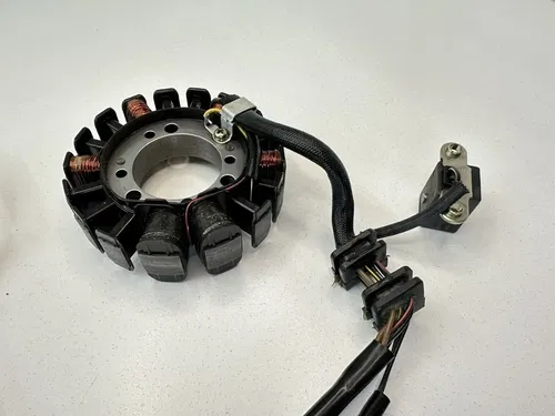 #2 OEM 87-04 KAWASAKI 250 MOJAVE ENGINE MOTOR STATOR GENERATOR W PICKUP COIL