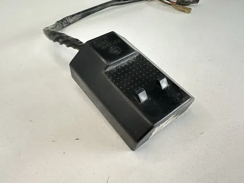 USED OEM 94 1994 SUZUKI RM 125 RM125 ENGINE MOTOR CDI IGNITOR BOX 32900-43D10