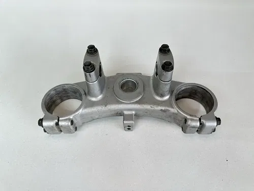 USED OEM 96 97 98 99 YAMAHA YZ 125 250 TOP UPPER TRIPLE TREE STEM FORK CLAMP