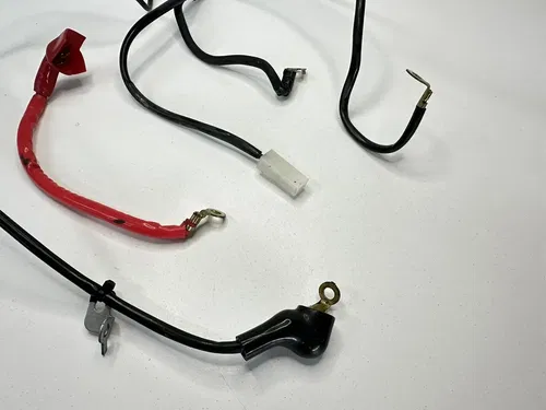 USED OEM 18-22 YAMAHA YZ450F BATTERY ELECTRICAL RELAY WIRE HARNESS CABLES