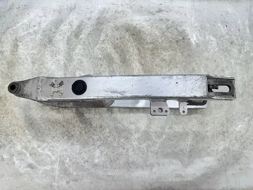 OEM 1991 91 HONDA CR125R CR125 CR 125 REAR SWINGARM SWING ARM 52000-KZ4-730