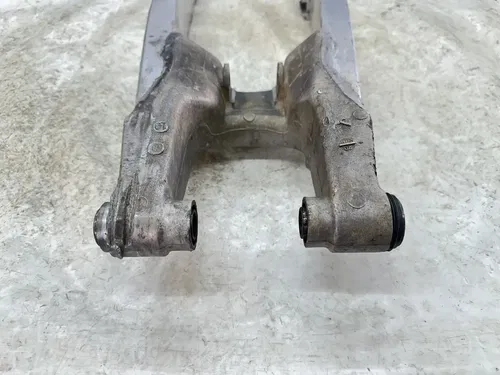 OEM 1991 91 HONDA CR125R CR125 CR 125 REAR SWINGARM SWING ARM 52000-KZ4-730