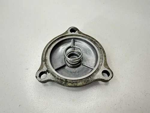 OEM 00 01 SUZUKI DR-Z DRZ 400 S DRZ400S OIL FILTER COVER & SPRING 16512-29F00