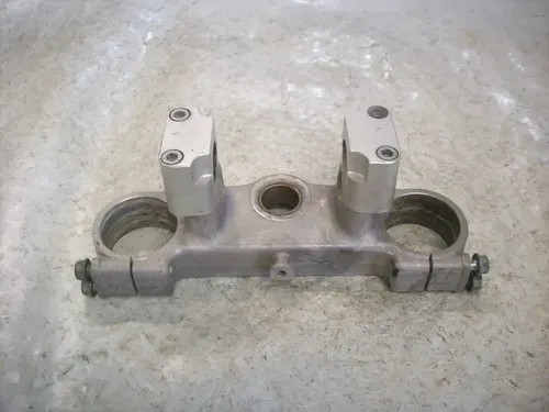 #2 USED 98 1998 HONDA CR 125 TOP UPPER STEERING TRIPLE TREE W 1 1/8" BAR MOUNTS