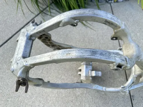 USED OEM 08 2008 HONDA CRF 250 R CRF250R FRAME W TTL PAPERS
