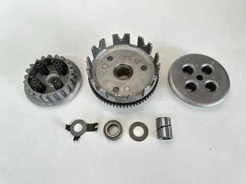 USED 00 01 YAMAHA TTR90 TTR TT-R 90 OUTER & INNER CLUTCH BASKET W PRESSURE PLATE