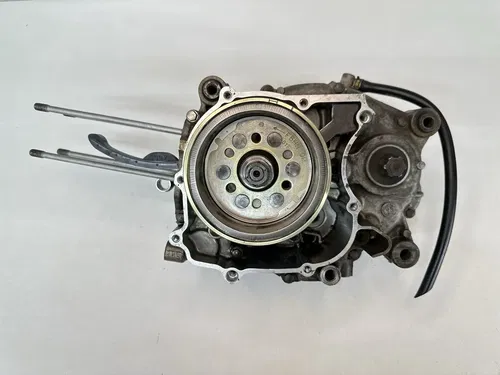 01 2001 YAMAHA TTR90 TTR TT-R 90 ENGINE MOTOR CRANKCASE CRANKSHAFT BOTTOM END