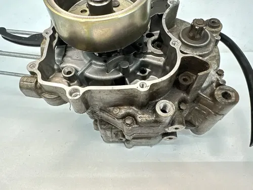 01 2001 YAMAHA TTR90 TTR TT-R 90 ENGINE MOTOR CRANKCASE CRANKSHAFT BOTTOM END