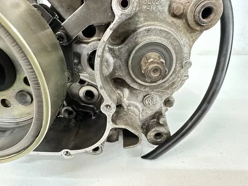 01 2001 YAMAHA TTR90 TTR TT-R 90 ENGINE MOTOR CRANKCASE CRANKSHAFT BOTTOM END