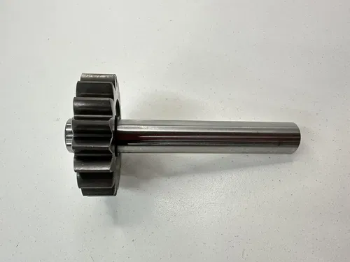 USED OEM 07-11 POLARIS OUTLAW 525 IRS S 450 MXR REVERSE IDLER SHAFT & GEAR ASSY