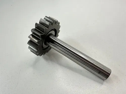 USED OEM 07-11 POLARIS OUTLAW 525 IRS S 450 MXR REVERSE IDLER SHAFT & GEAR ASSY