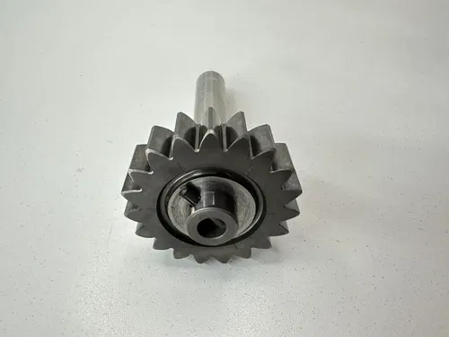 USED OEM 07-11 POLARIS OUTLAW 525 IRS S 450 MXR REVERSE IDLER SHAFT & GEAR ASSY