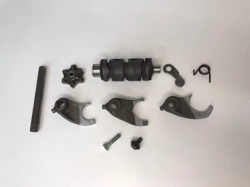 USED OEM 80 81 82 HONDA XR 200 GEAR SHIFT DRUM CAM W FORKS ASSY