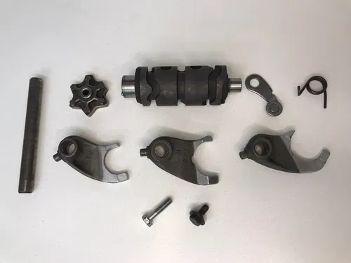 USED OEM 80 81 82 HONDA XR 200 GEAR SHIFT DRUM CAM W FORKS ASSY