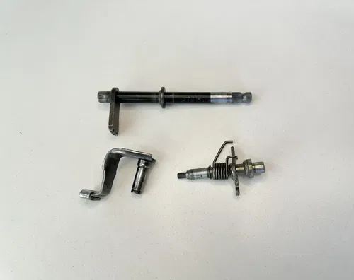 OEM 87 88 89 90 91 92 HONDA TRX250X TRX 250X GEAR SHIFT SHAFT & REVERSE SHAFT